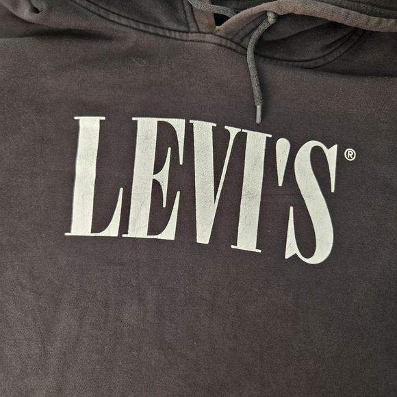 Levi's Men's Relaxed Fit Distressed Vintage-Inspired Faded Black Pullover Hoodie - Picture 5 of 10